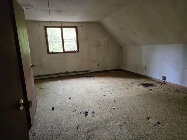 $290,000 | 91 Chalk Pond Road, Newbury, NH 03255