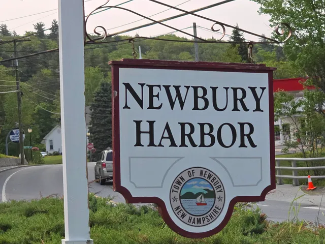 $290,000 | 91 Chalk Pond Road, Newbury, NH 03255