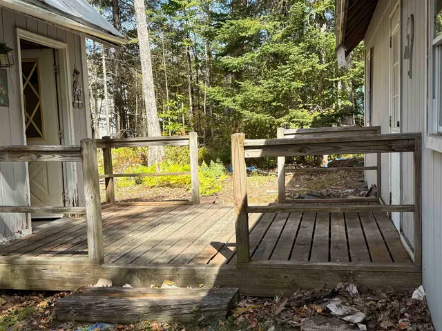 $290,000 | 91 Chalk Pond Road, Newbury, NH 03255