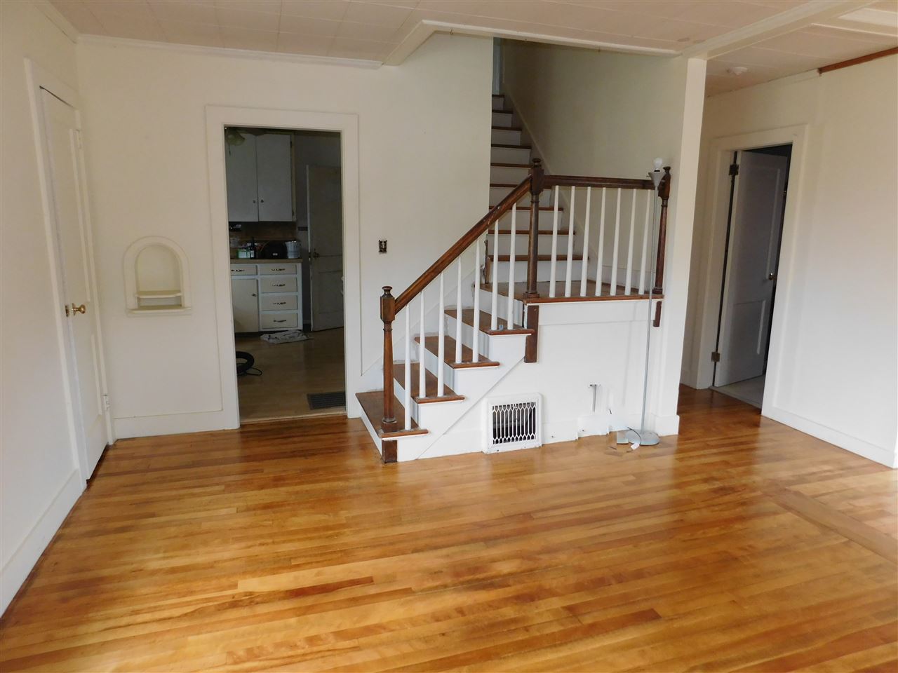 58 Litchfield Street Springfield, VT 05156 - Photo 3 of 10