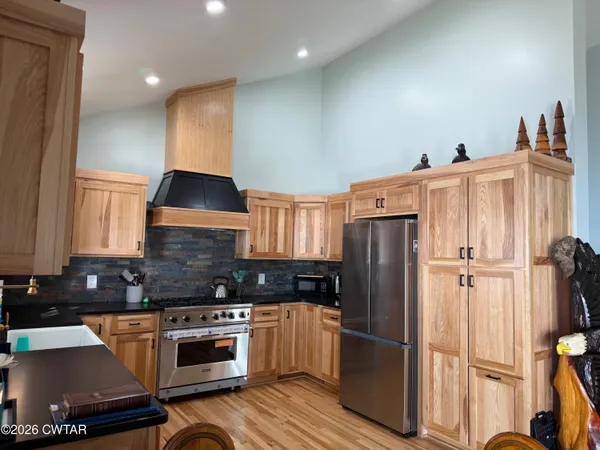 $479,900 | 364 East Lakeview Drive, Hornbeak, TN 38232