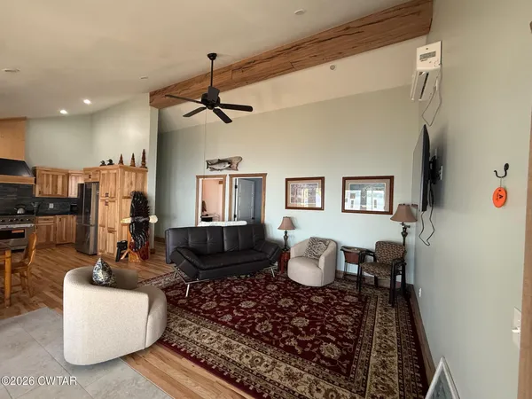 $479,900 | 364 East Lakeview Drive, Hornbeak, TN 38232