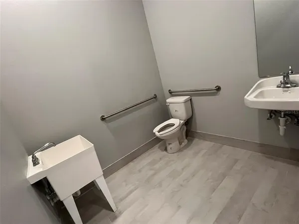 $3,921 | 2019 21st Street Northwest, Winter Haven, FL 33881