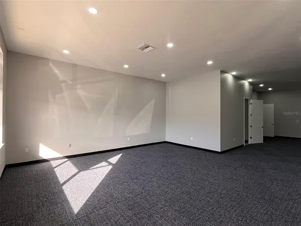 $3,921 | 2019 21st Street Northwest, Winter Haven, FL 33881