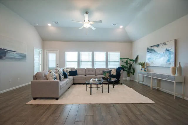 $495,000 | 8905 Wheat Penny Court, Fort Worth, TX 76131