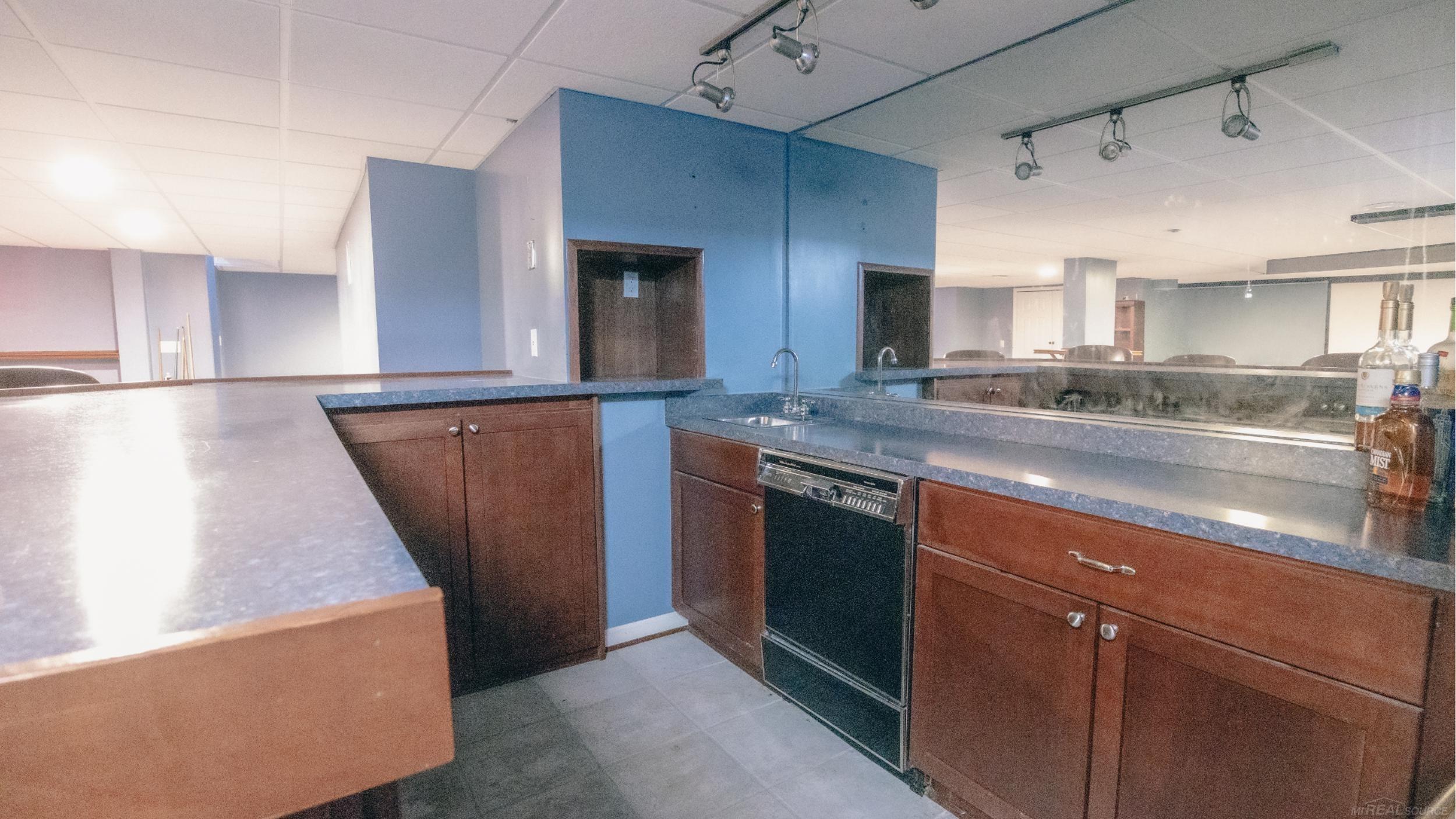 51553 Baker Road New Baltimore, MI 48047 - Photo 56 of 77 50201287-ac58f385-56ee-4c59-93a0-2b2137a3e6ec.JPG