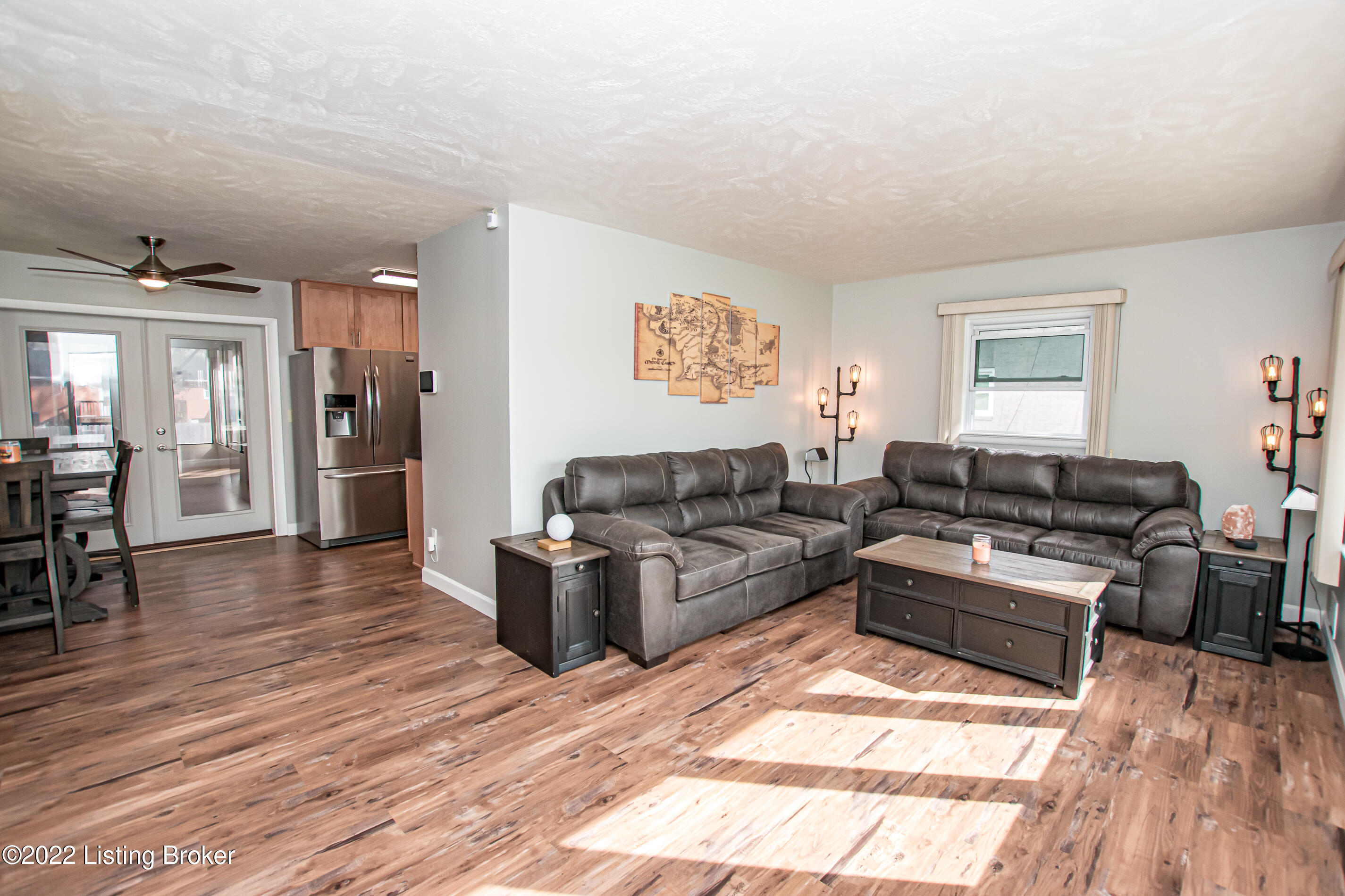6305 Hunters Grove Road Louisville, KY 40216 - Photo 4 of 46 6305 Hunters Grove Rd-12