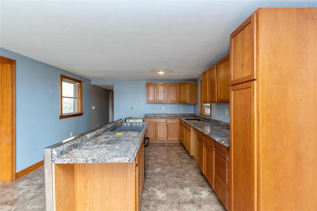 28295 North Whistler Road Atlanta, IN 46031 - Photo 7 of 24