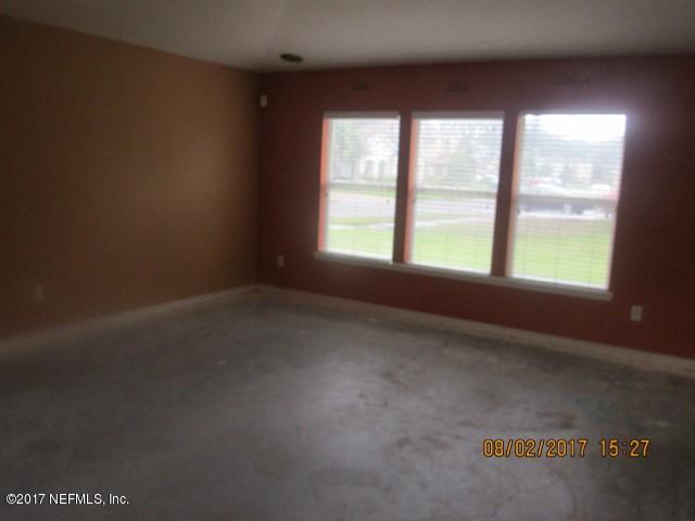 3810 Robena Road Jacksonville, FL 32218 - Photo 3 of 14 IMG_8713 (640x480)