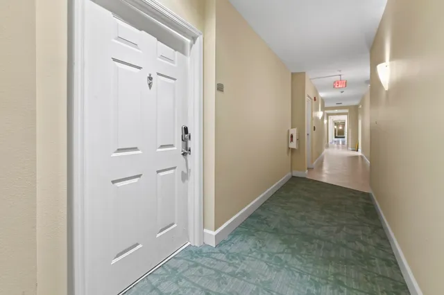 $215,000 | 804 East Windward Way, Unit 122, Lantana, FL 33462