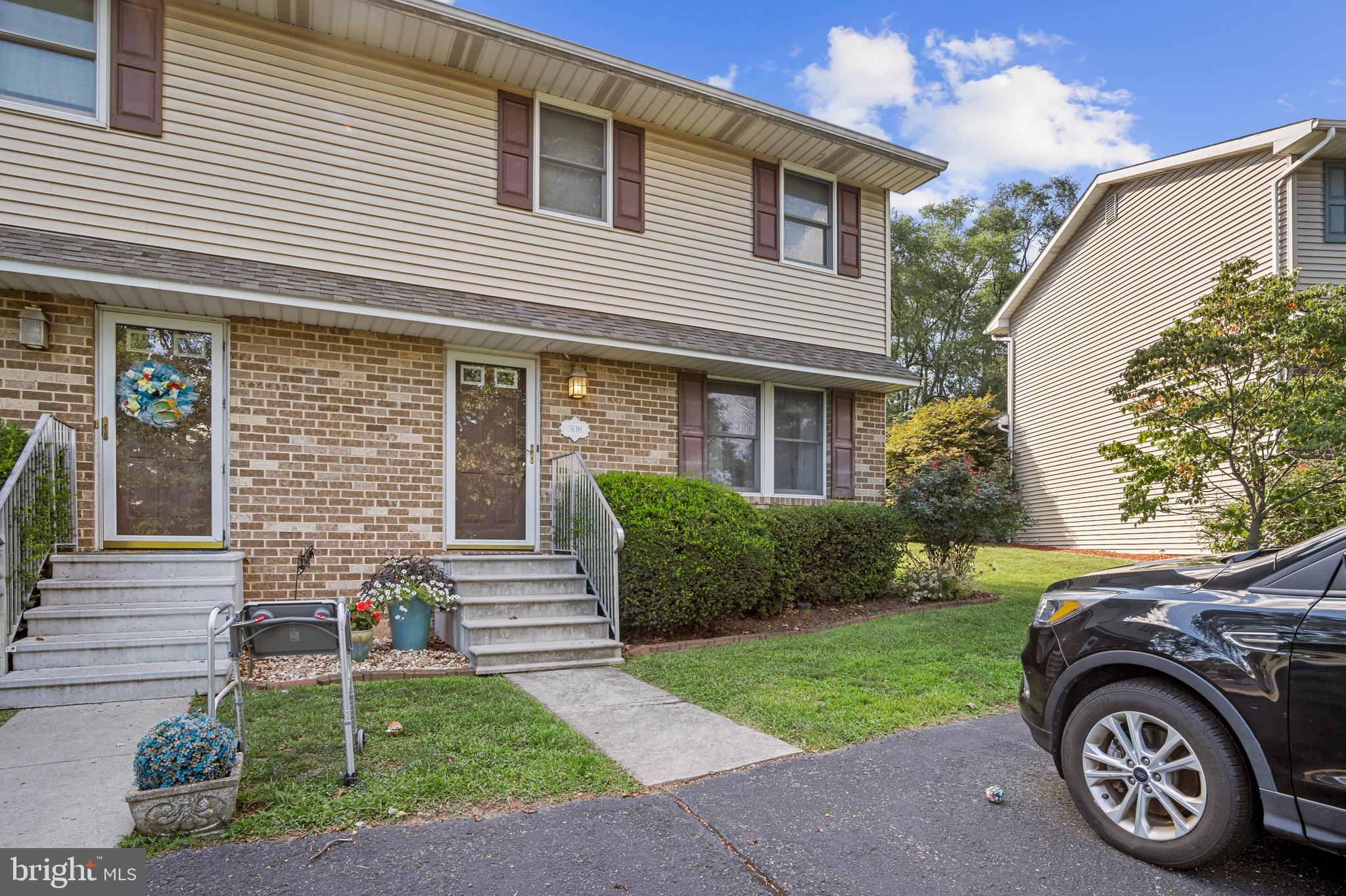 308 Fairview Street Carlisle, PA 17015 - Photo 1 of 24 Gallery Image 1