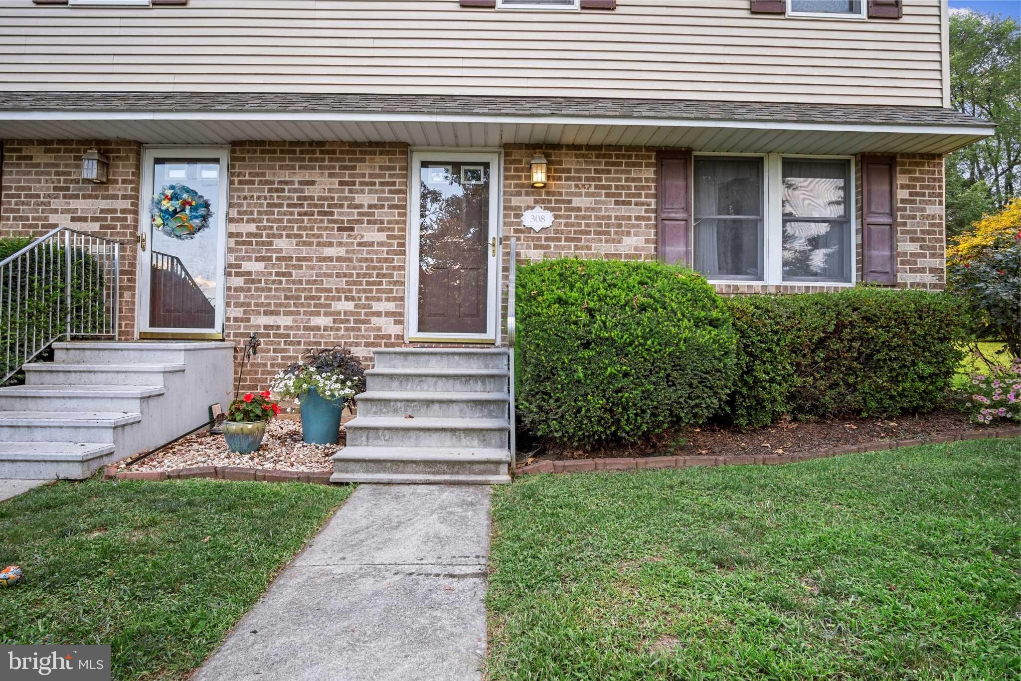 308 Fairview Street Carlisle, PA 17015 - Photo 3 of 24 Gallery Image 3