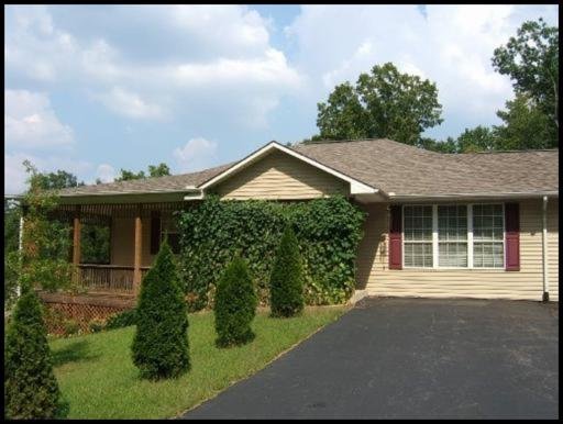 420 Winningham Cen Road Jamestown, TN 38556 - Photo 1 of 5 Primary Photo