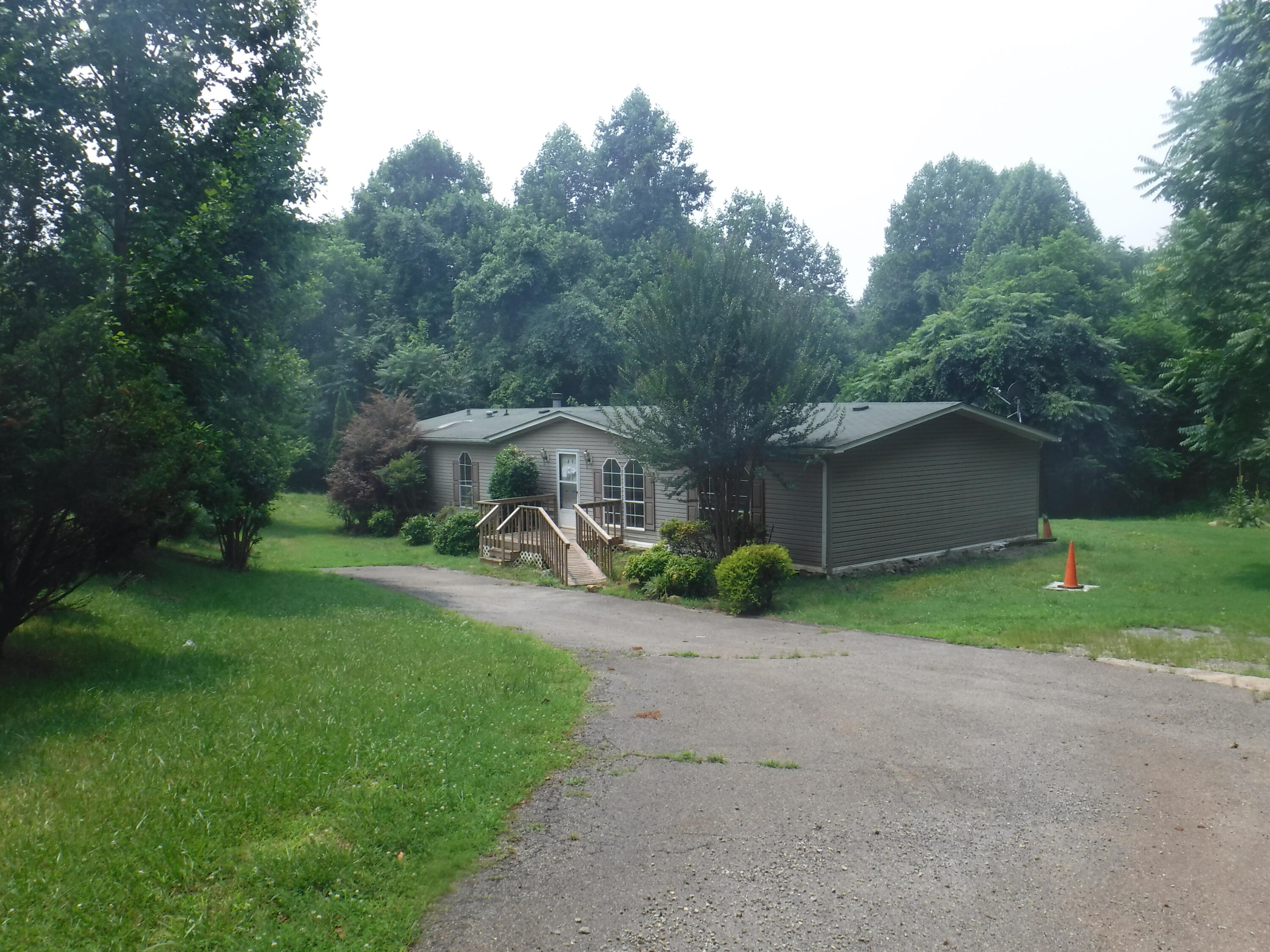 1130 Veteran Road Vinton, VA 24179 - Photo 18 of 18 DSCF4780