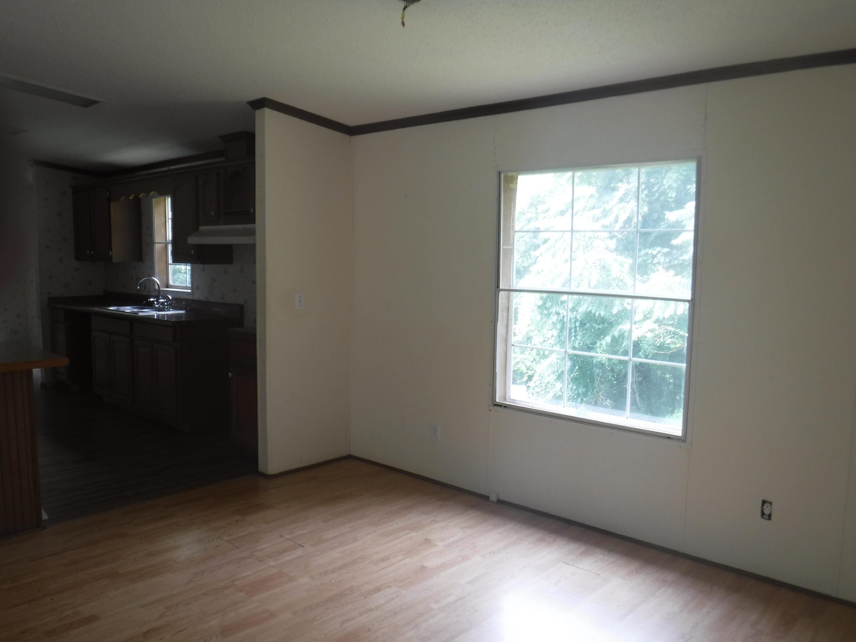 1130 Veteran Road Vinton, VA 24179 - Photo 3 of 18 dining area 2