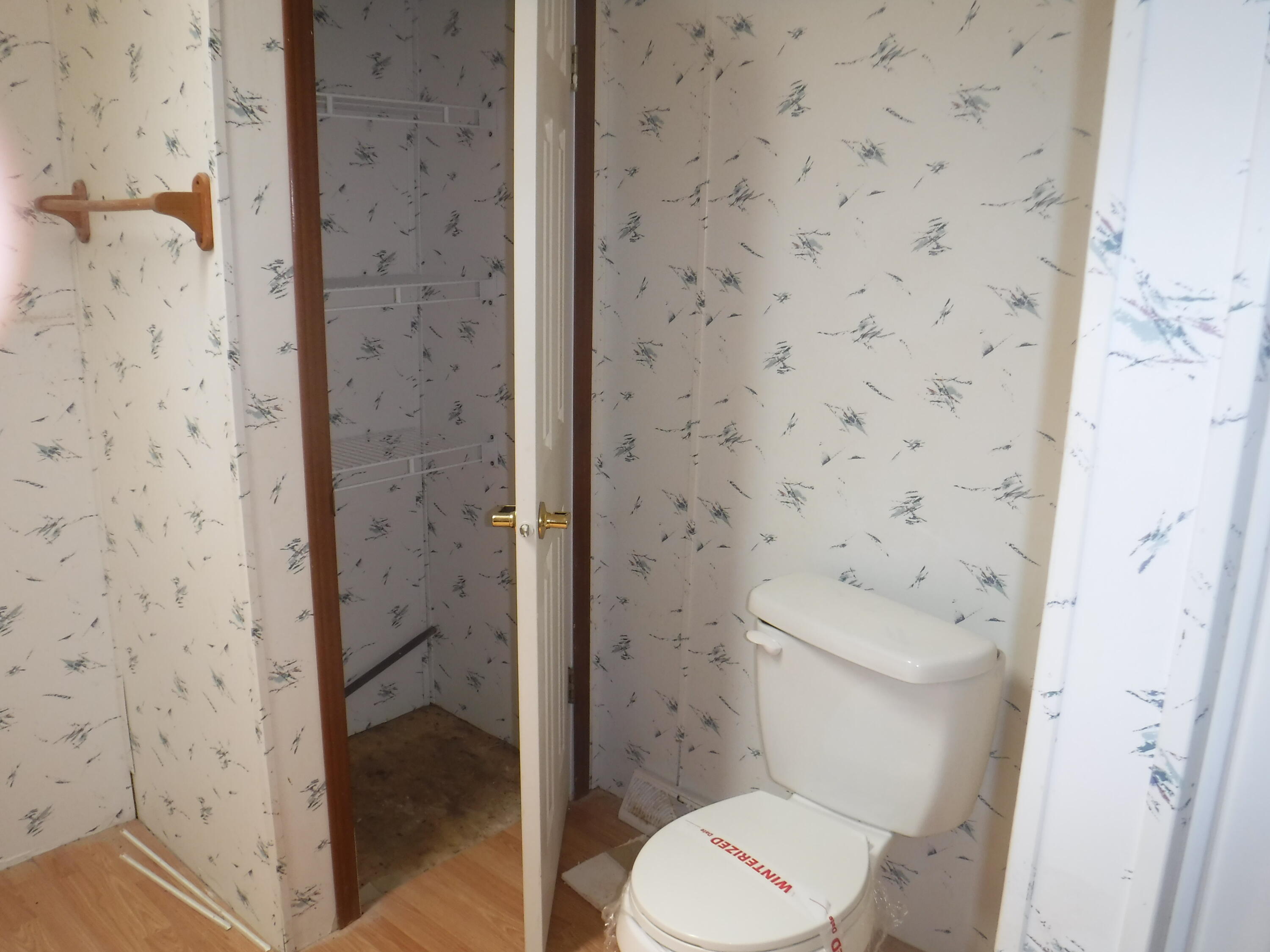 1130 Veteran Road Vinton, VA 24179 - Photo 10 of 18 main bath 2