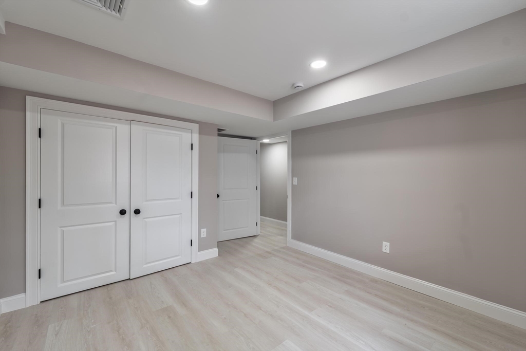 364 High Street Fall River, MA 02720 - Photo 28 of 34