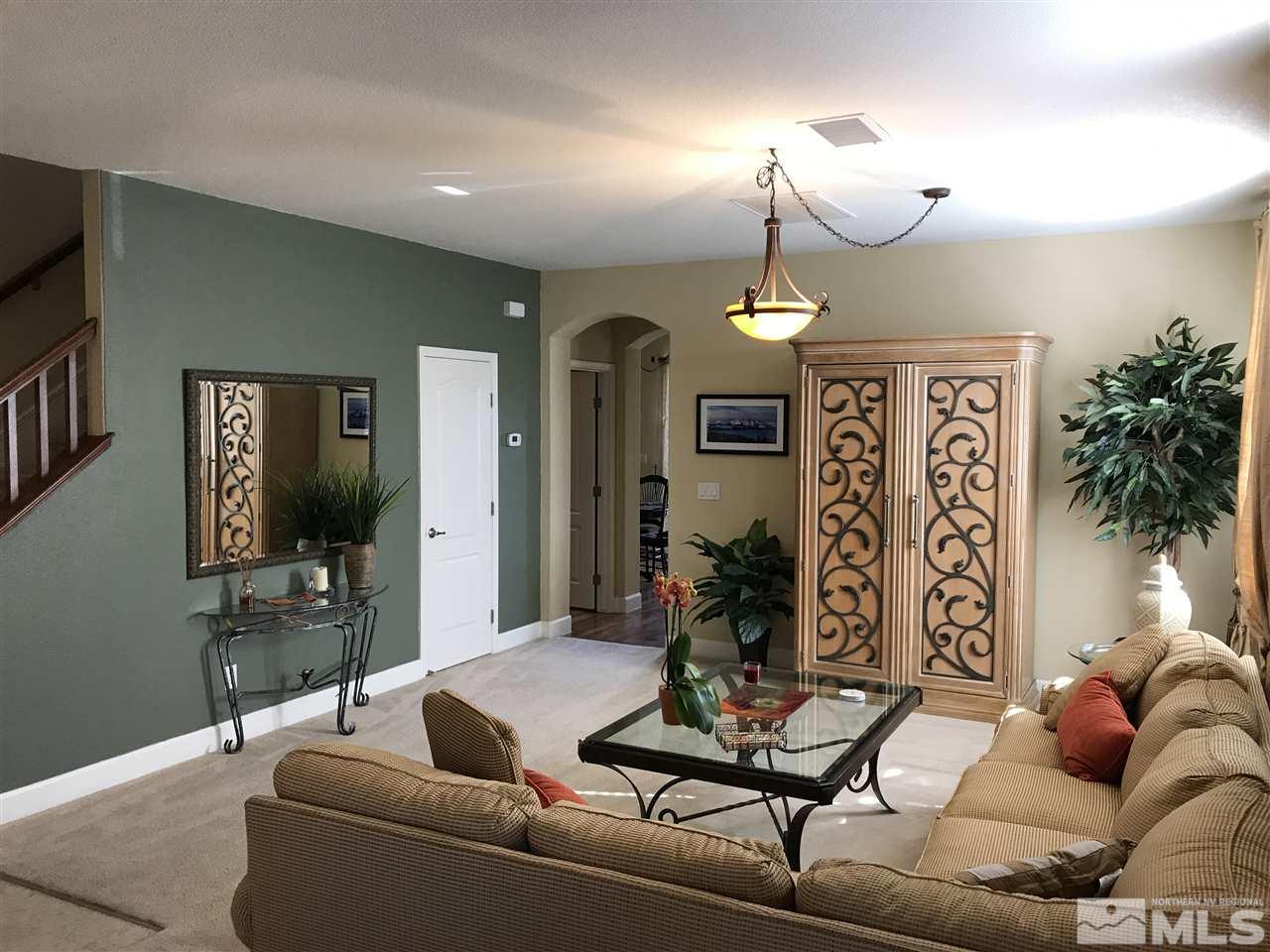 495 Terracina Way Reno, NV 89521 - Photo 8 of 25 a living room with furniture