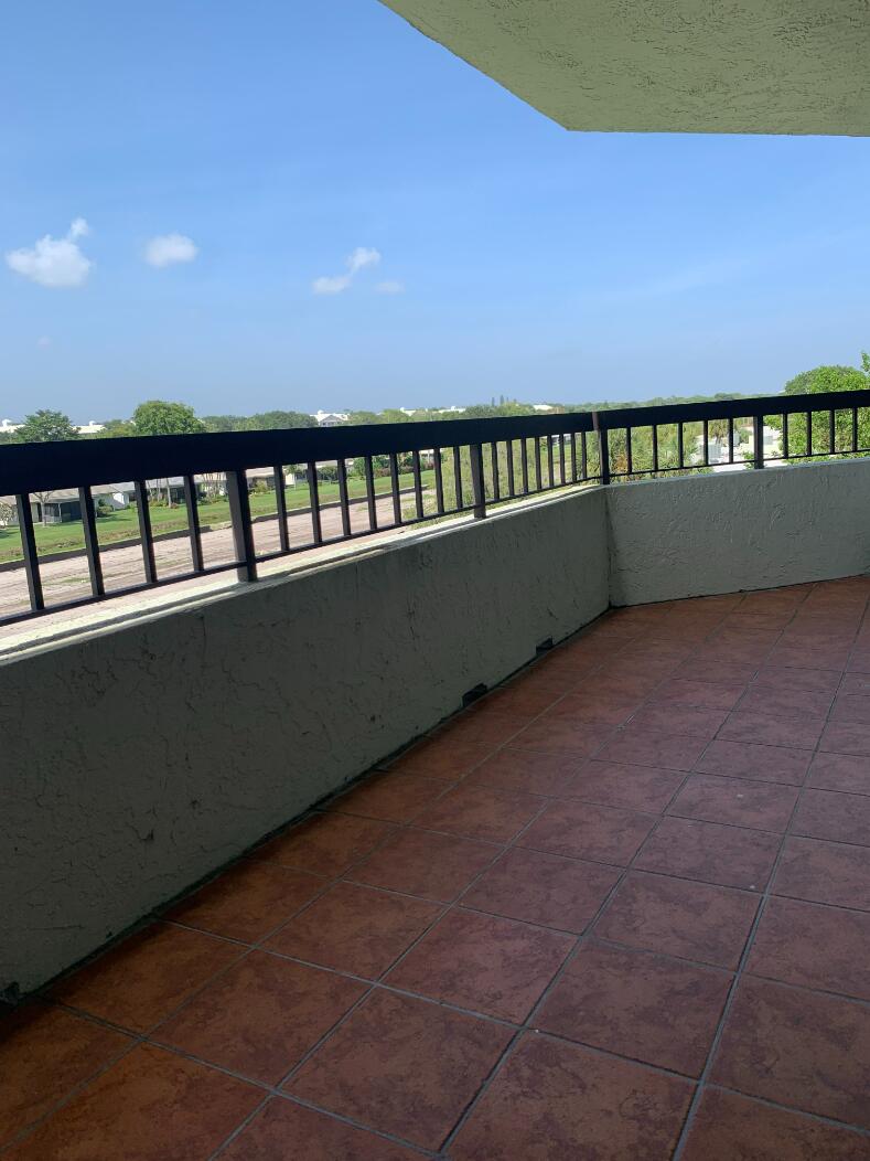 6463 La Costa Drive, Unit 404 Boca Raton, FL 33433 - Photo 13 of 17 Patio