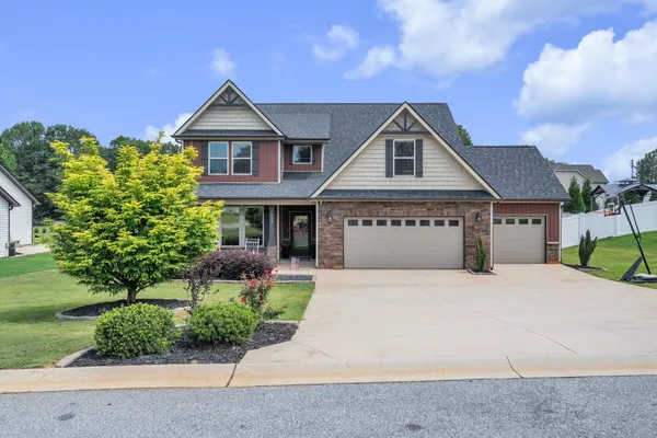$525,000 | 408 Josie Way, Boiling Springs, SC 29316