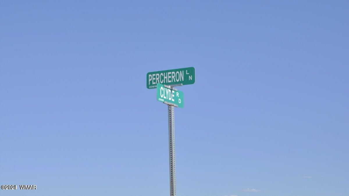 4 Percheron Lane Snowflake, AZ 85937 - Photo 8 of 15 Sign