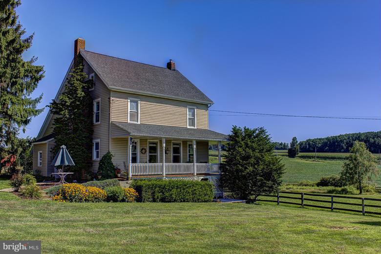3754 Young Road Manchester, MD 21102 - Photo 1 of 30 Exterior (Front)
