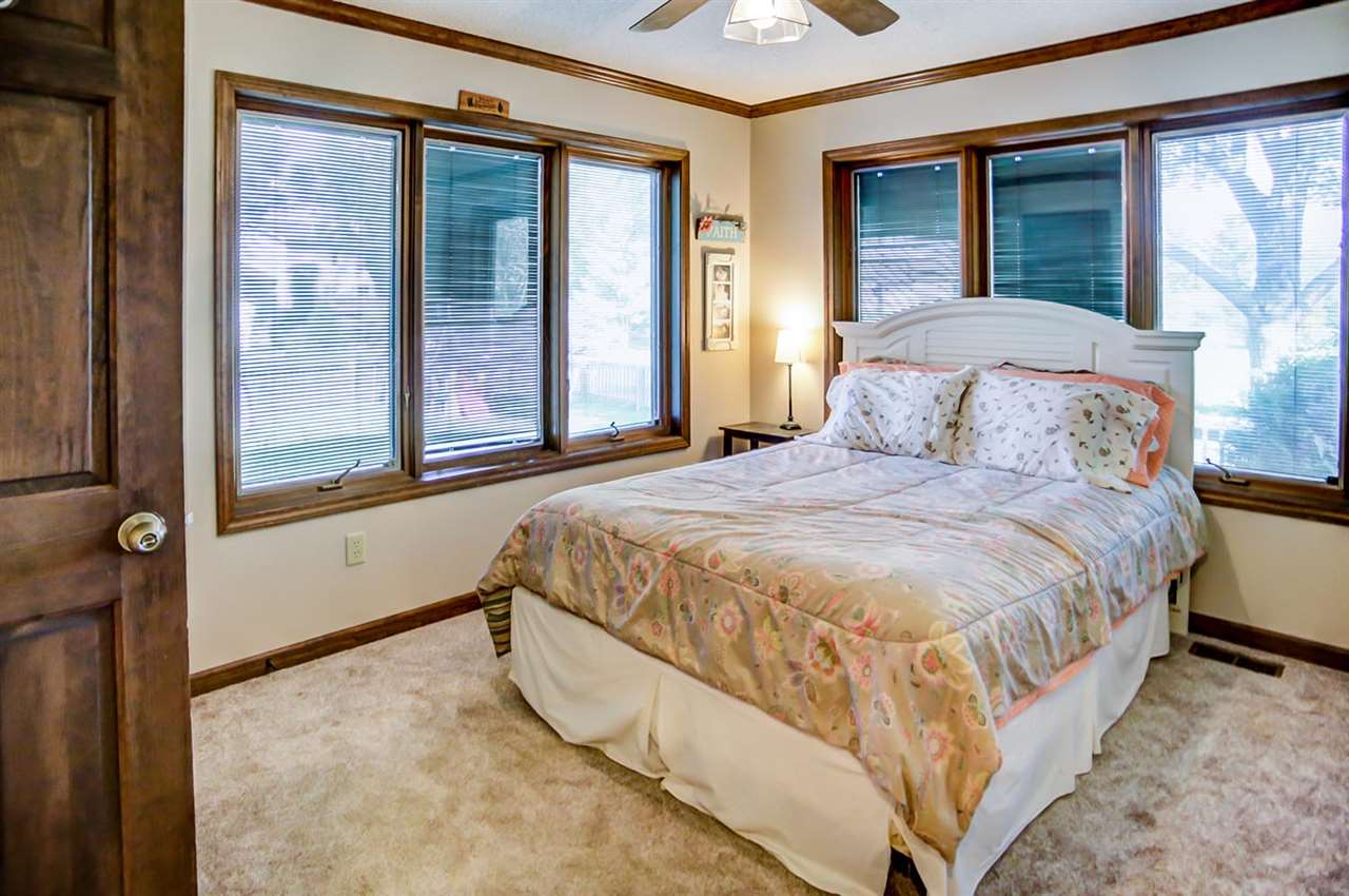 10629 Springtide Way Fort Wayne, IN 46845 - Photo 13 of 36 Gallery Image 13