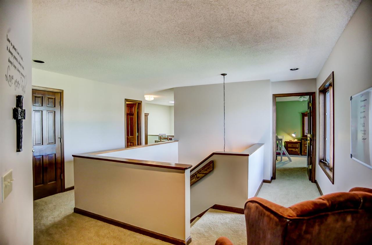 10629 Springtide Way Fort Wayne, IN 46845 - Photo 18 of 36 Gallery Image 18
