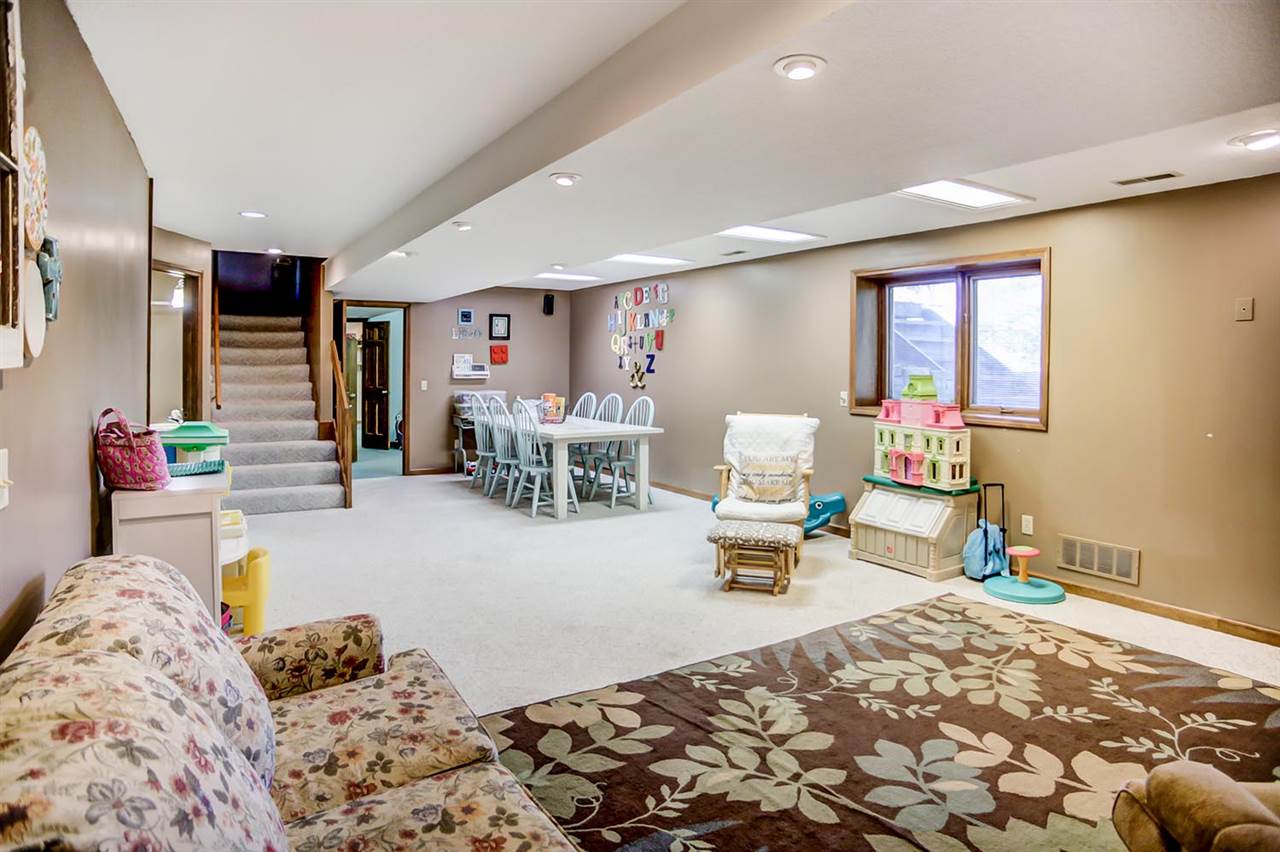 10629 Springtide Way Fort Wayne, IN 46845 - Photo 31 of 36 Gallery Image 31