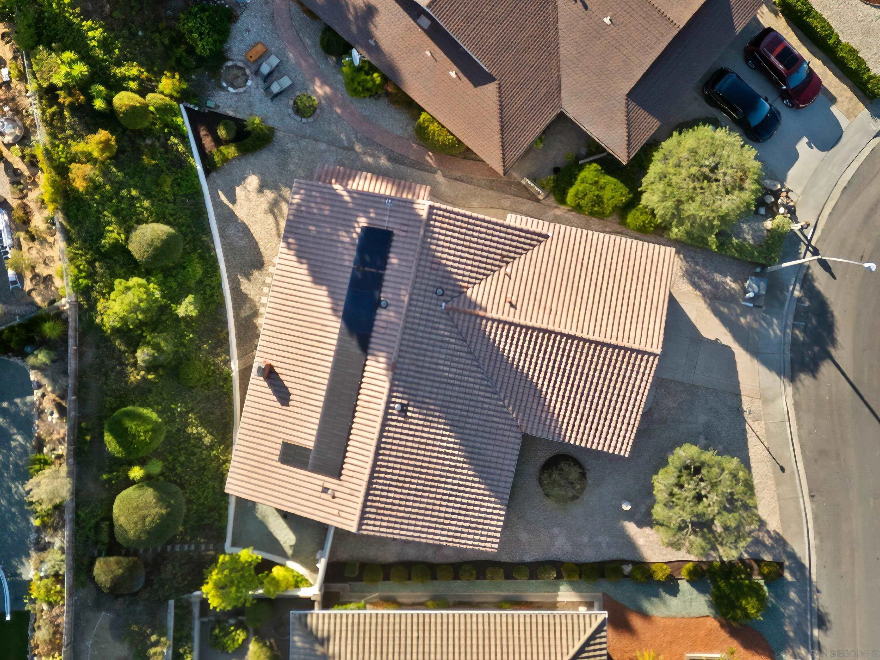 12607 Opimo Drive San Diego, CA 92128 - Photo 7 of 48 a view of entryway with wooden floor