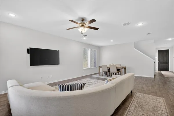 $3,200 | 8125 Danny Scarth Lane, Fort Worth, TX 76120