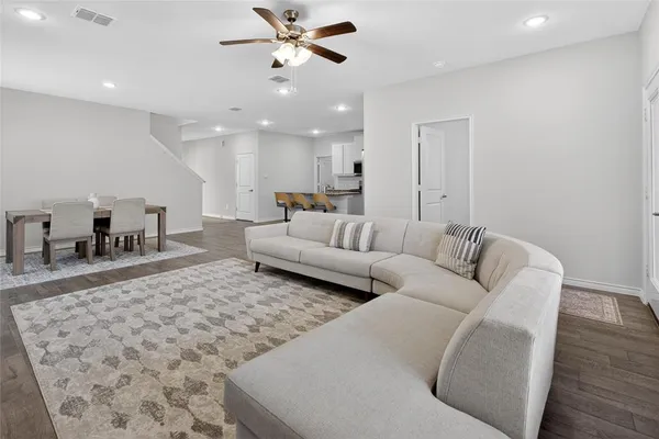 $3,200 | 8125 Danny Scarth Lane, Fort Worth, TX 76120