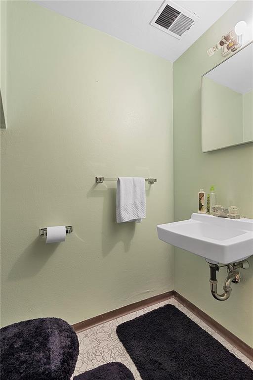 58 Ridgecrest Drive Pittsburgh, PA 15235 - Photo 12 of 24 Gallery Image 12