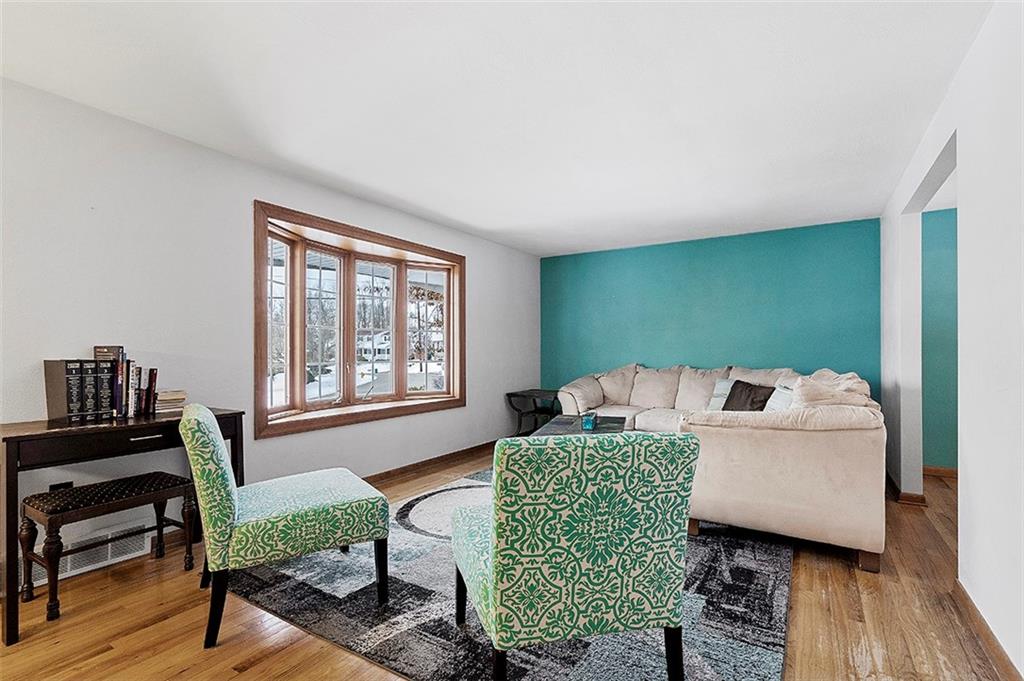58 Ridgecrest Drive Pittsburgh, PA 15235 - Photo 6 of 24 Gallery Image 6