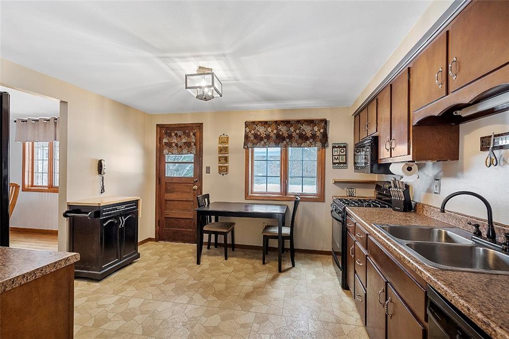 58 Ridgecrest Drive Pittsburgh, PA 15235 - Photo 7 of 24 Gallery Image 7