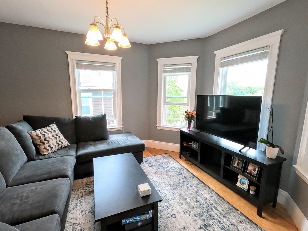 63 Manthorne Road Boston, MA 02132 - Photo 25 of 42 Gallery Image 25