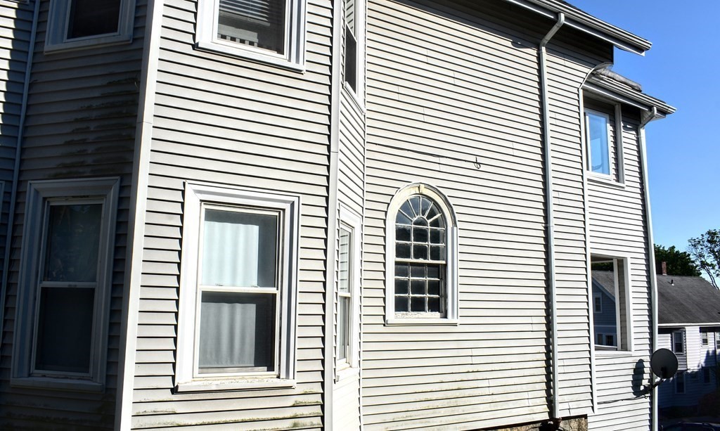 63 Manthorne Road Boston, MA 02132 - Photo 6 of 42 Gallery Image 6