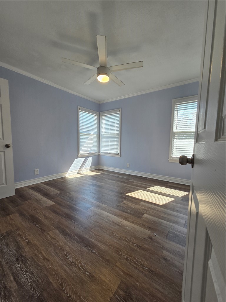 729 Anderson Street Corpus Christi, TX 78411 - Photo 6 of 11