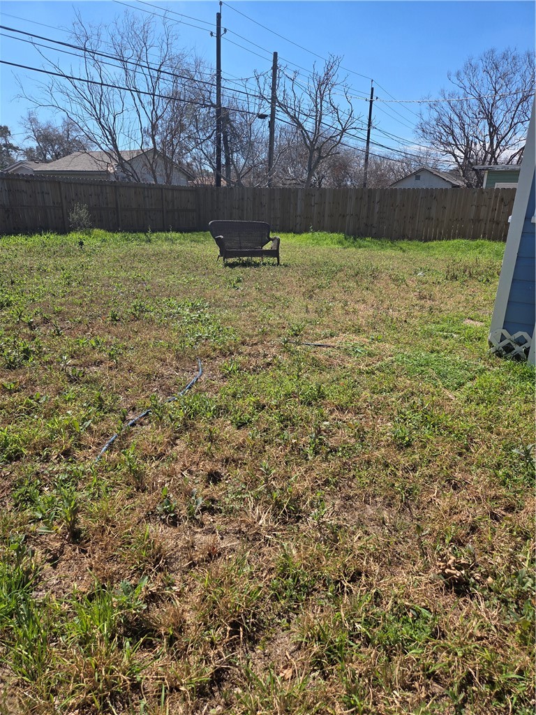 729 Anderson Street Corpus Christi, TX 78411 - Photo 9 of 11