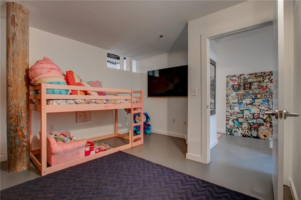 170 Boulevard Southeast, Unit E404 Atlanta, GA 30312 - Photo 24 of 42 a utility room with dryer and washer