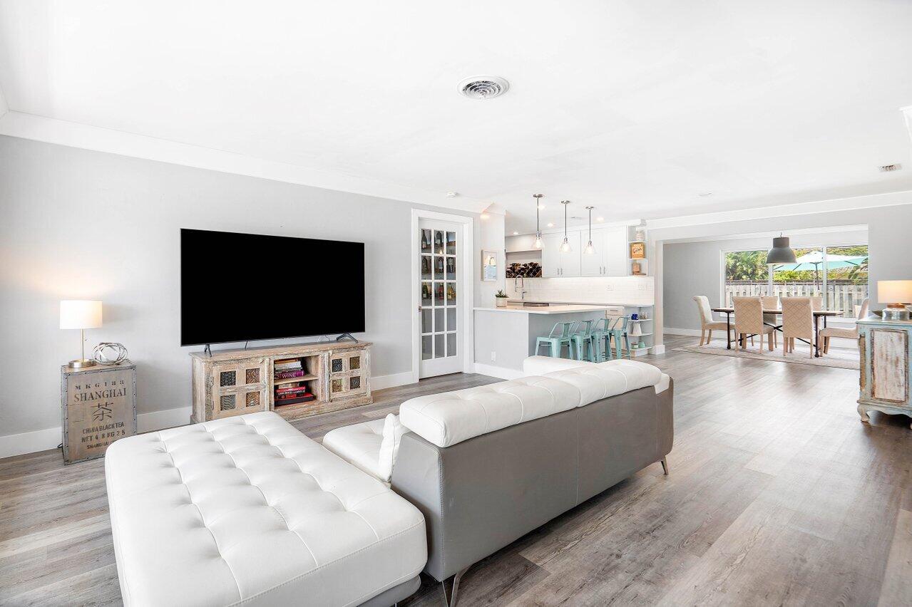 1351 Southwest 8th Street Boca Raton, FL 33486 - Photo 12 of 51 Living Area