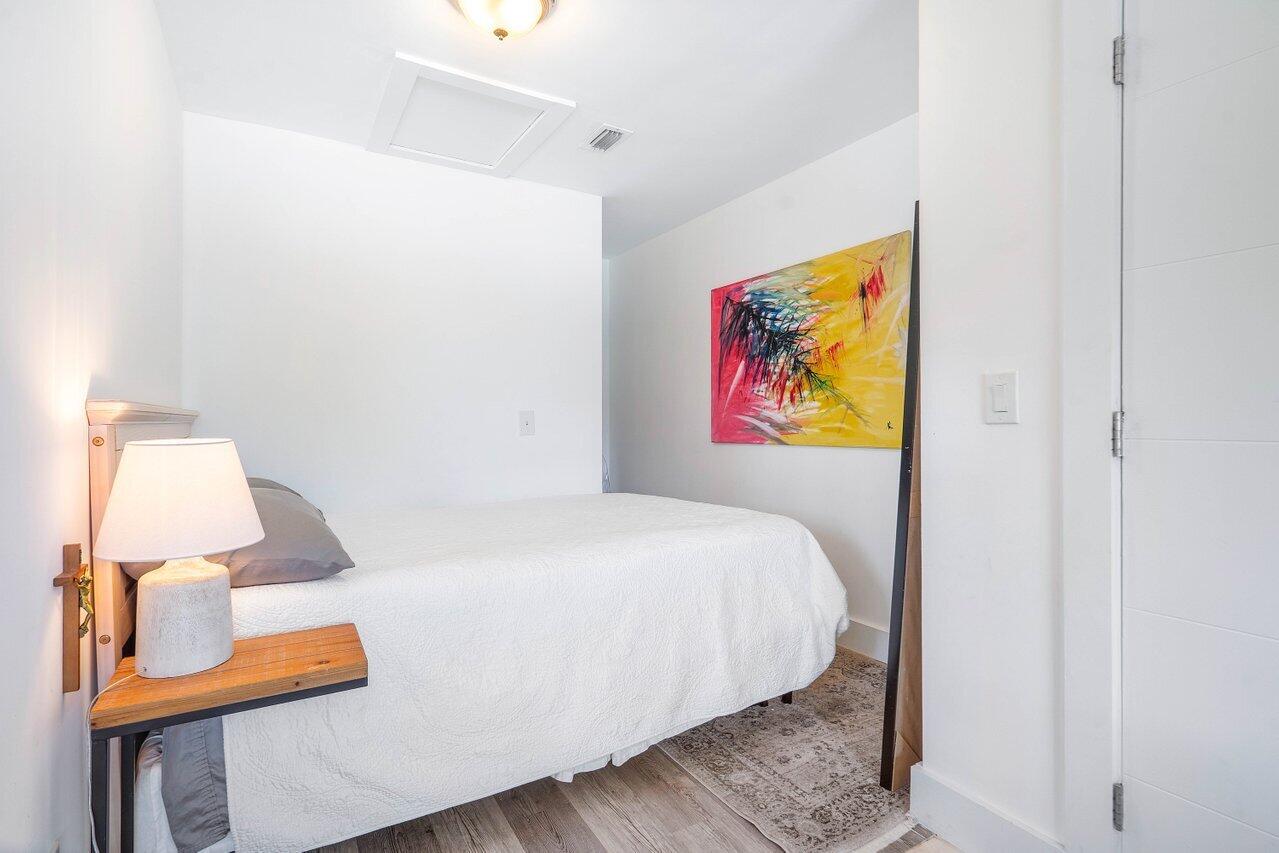 1351 Southwest 8th Street Boca Raton, FL 33486 - Photo 23 of 51 Guest/In-law Suite