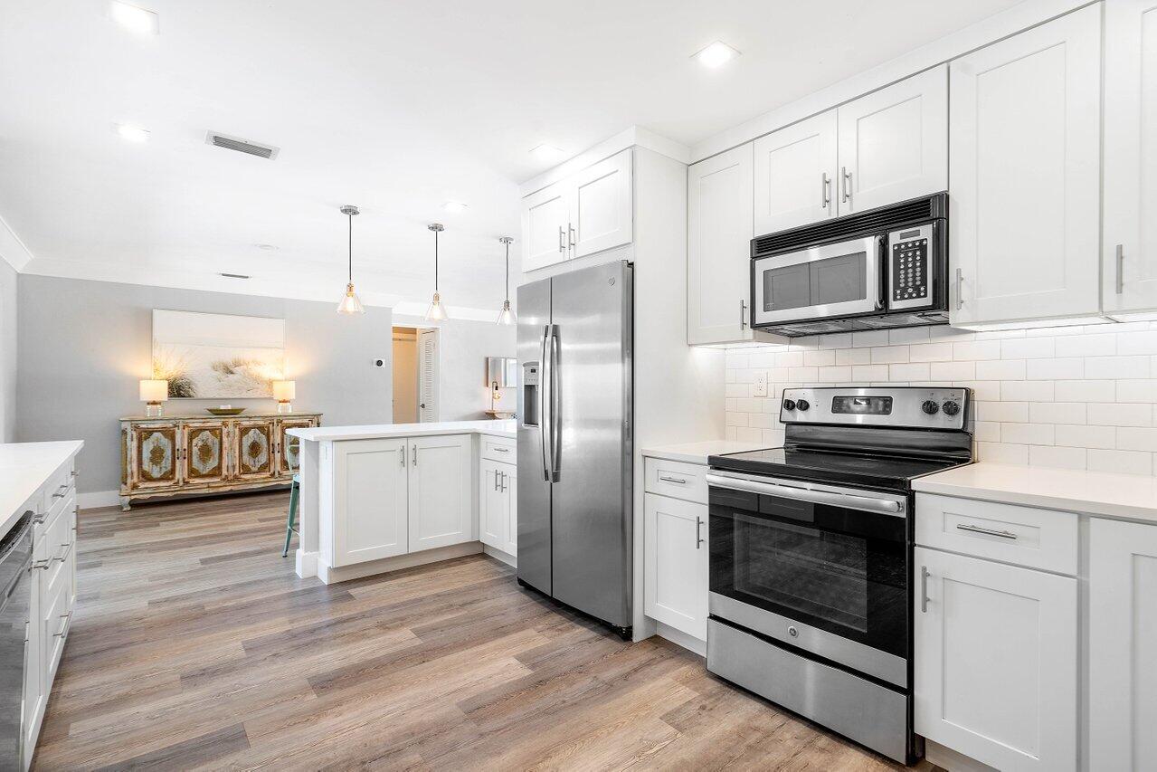 1351 Southwest 8th Street Boca Raton, FL 33486 - Photo 8 of 51 Kitchen