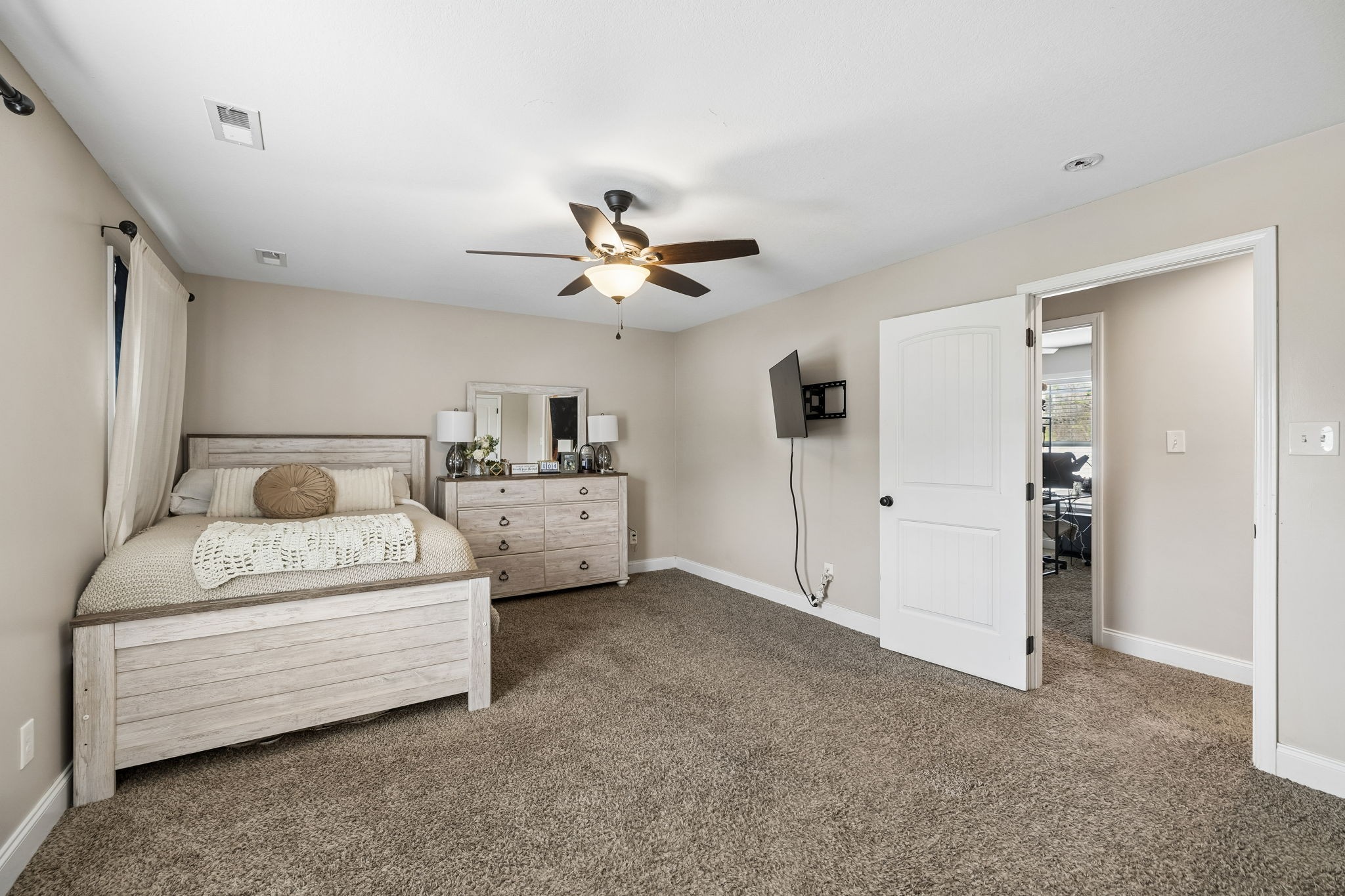 7923 Poplar Grove Lane Powell, TN 37849 - Photo 10 of 33