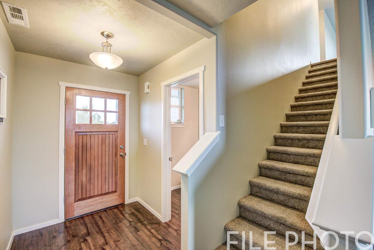 18724 East Riverside Avenue Spokane Valley, WA 99016 - Photo 3 of 14