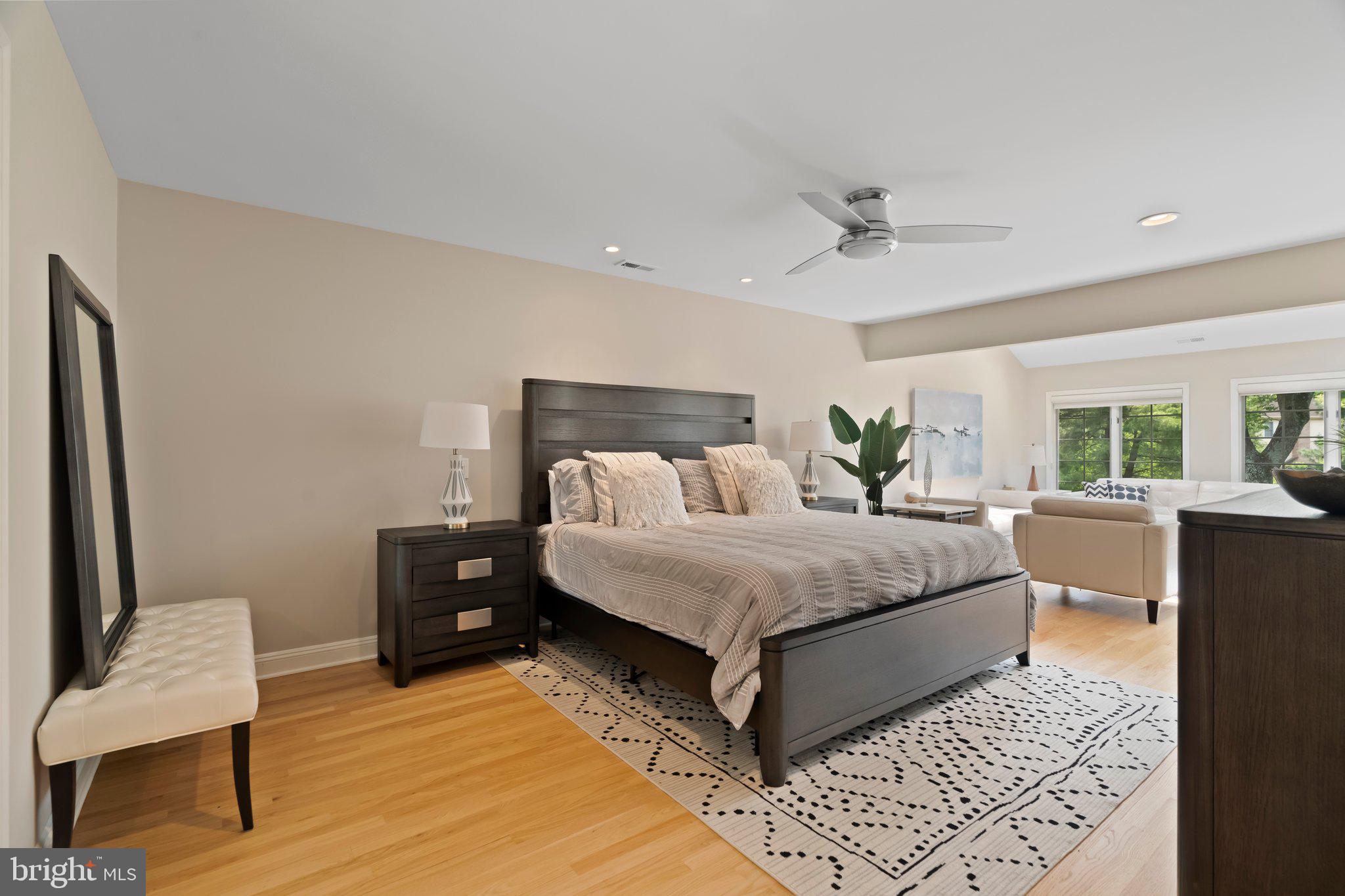 422 Windrow Clusters Drive Moorestown, NJ 08057 - Photo 25 of 38 Master bedroom on second floor