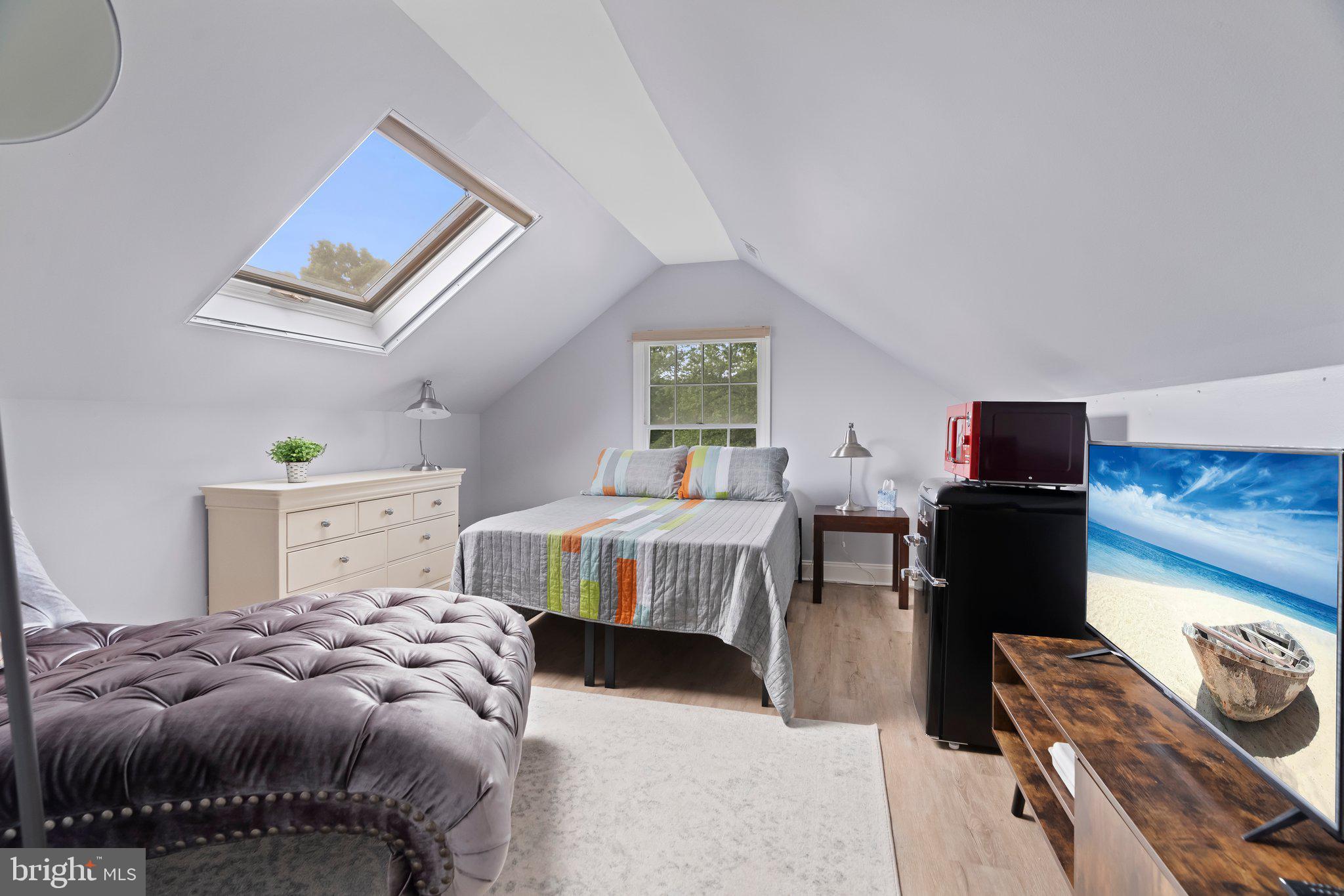 422 Windrow Clusters Drive Moorestown, NJ 08057 - Photo 37 of 38 Bedroom over garage