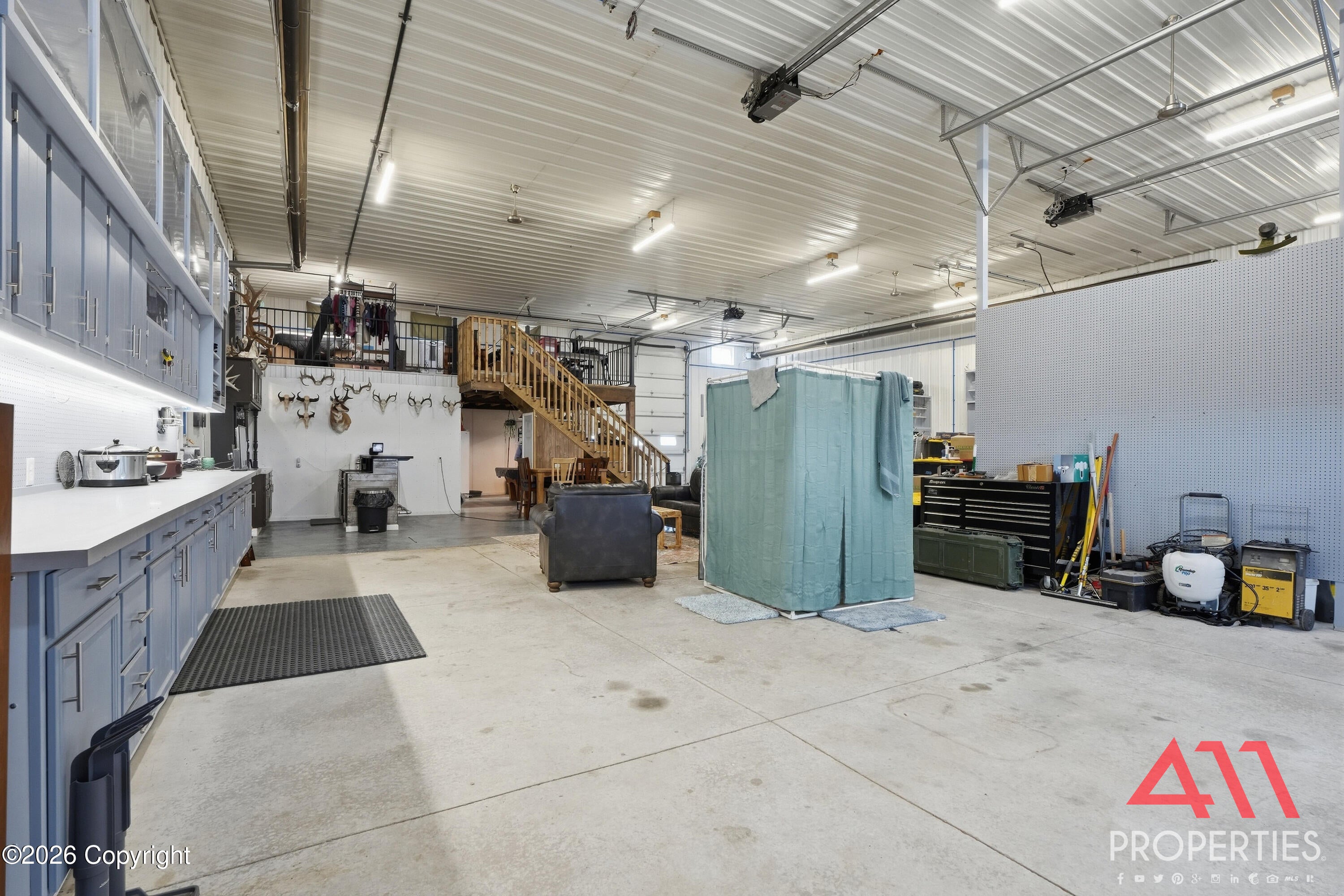 141 Rattlesnake Road Gillette, WY 82718 - Photo 4 of 26 Gallery Image 4