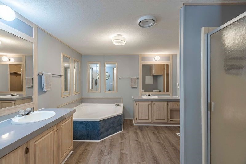 135 Feather Ridge Rd Center Point Comfort, TX 78013 - Photo 16 of 22 Primary Bath