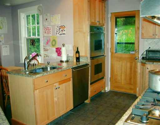 1236 Murdoch Road Pittsburgh, PA 15217 - Photo 2 of 8 Kitchen.